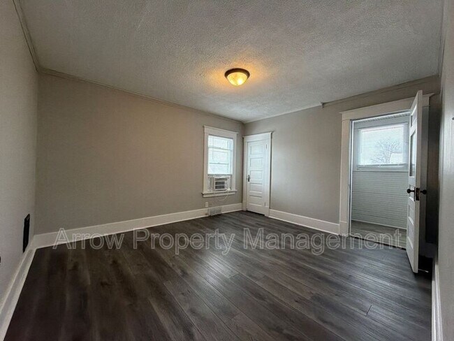 Building Photo - 2840 Starr St