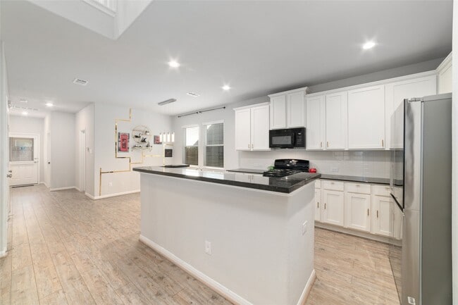 Building Photo - 13831 Andover Park Dr