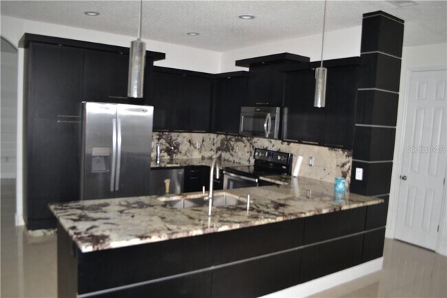 Building Photo - 2507 Sand Arbor Cir