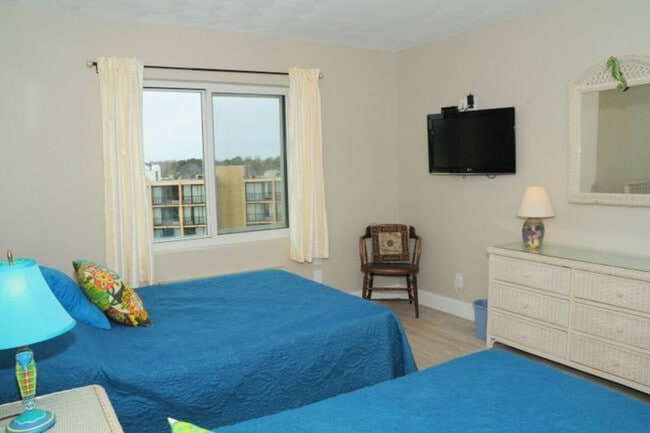 Building Photo - 303 Atlantic Ave