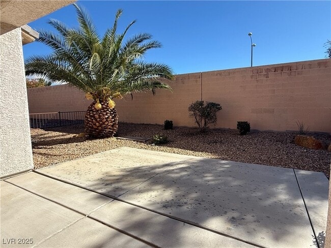 Building Photo - 3025 Seaford Peak Dr