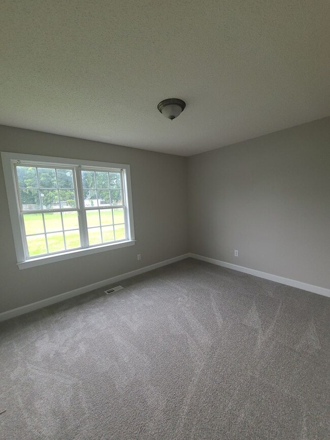 Building Photo - 110 Cambridge Dr