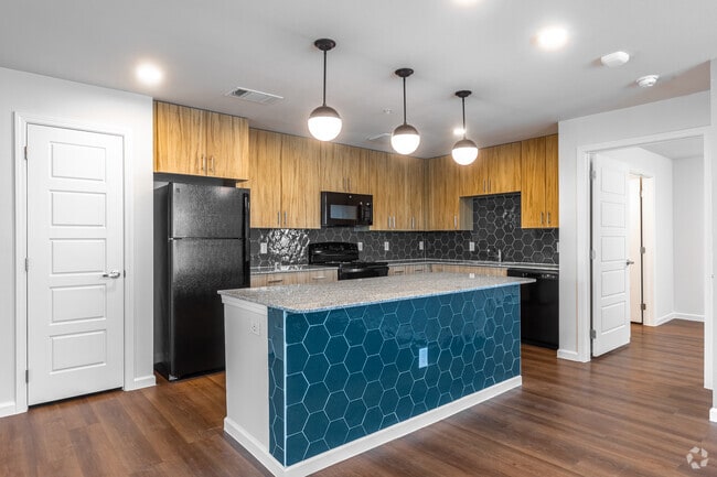 3BR, 2BA - 1,132SF - Kitchen - Jaipur Lofts