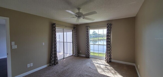 Building Photo - 5210 Wedgewood Ln