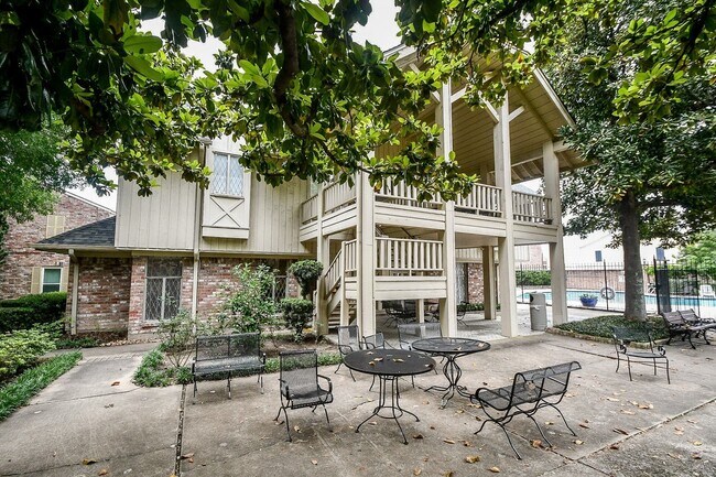 Building Photo - 2332 Winrock Blvd