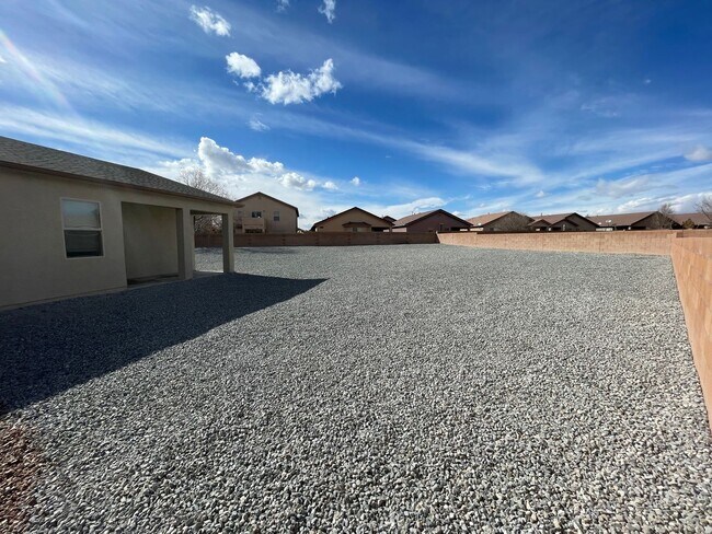 Building Photo - 771 Prairie Sage Ct SW