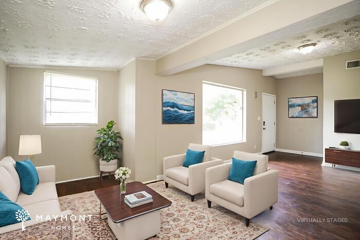 Building Photo - 8863 Yeoman Dr
