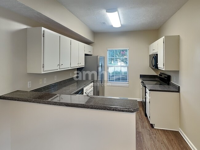 Building Photo - 426 Tulane Ct