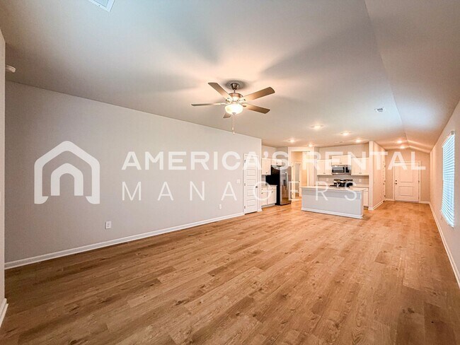 Building Photo - 4032 River Bend Rd