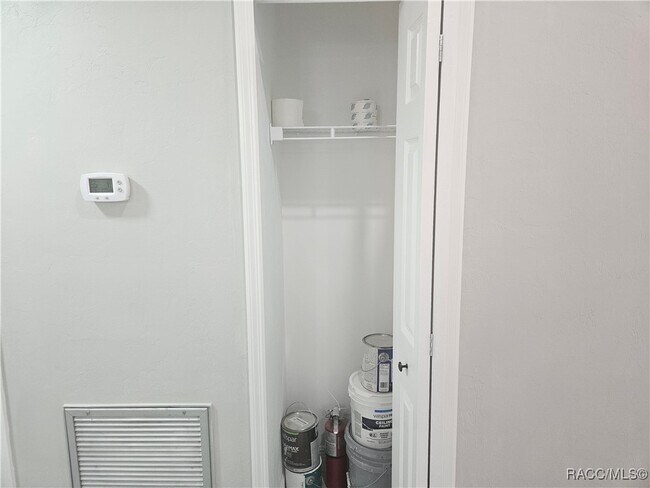 Building Photo - 2320 N Hendry Point