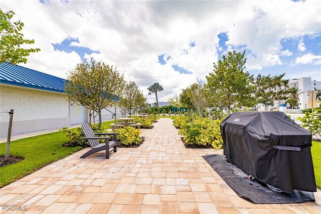 Building Photo - 25740 Hickory Blvd