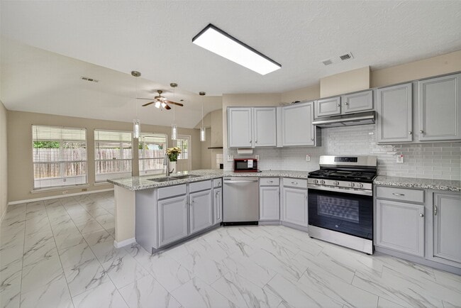Building Photo - 16514 Camino Del Sol Dr