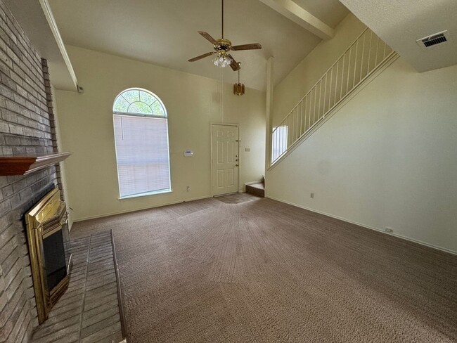 Building Photo - 2808 Bluejay Dr