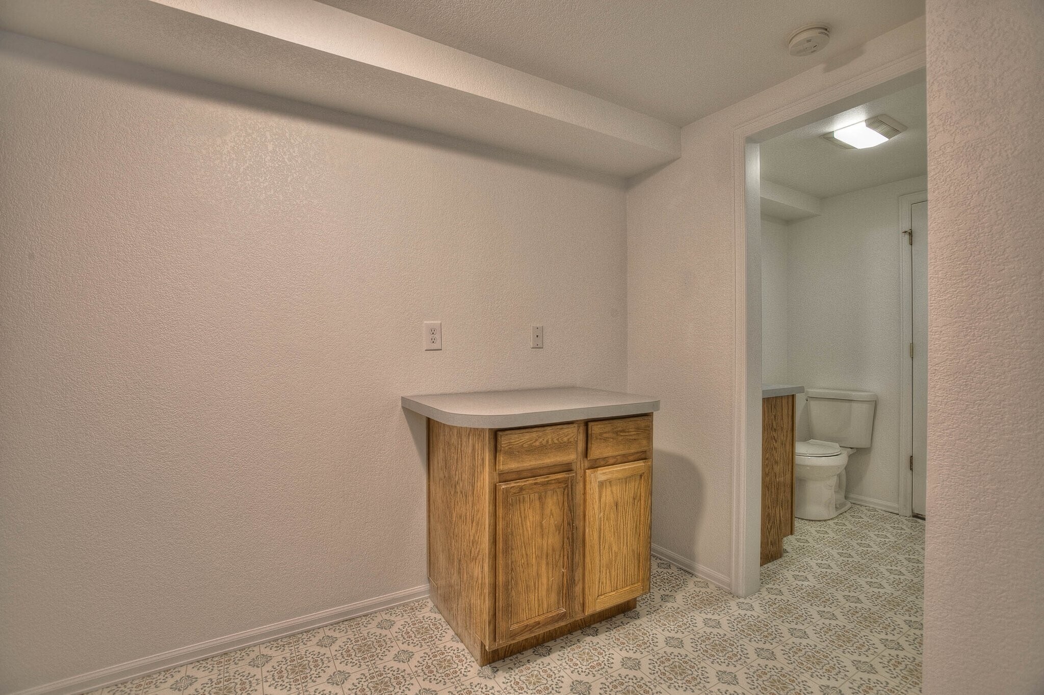 Building Photo - 624 26th St SW