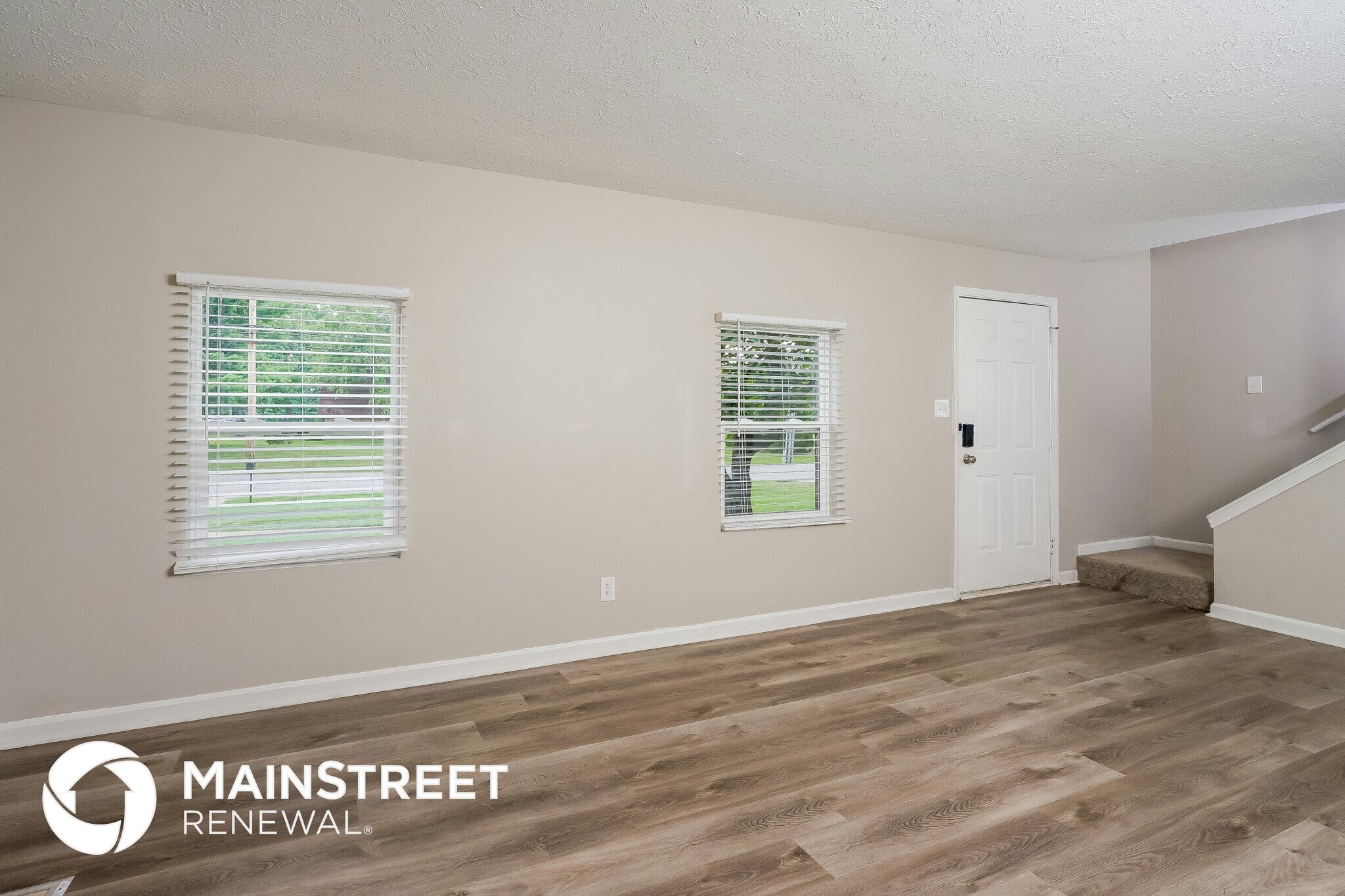 Building Photo - 6605 Six Mile Ln