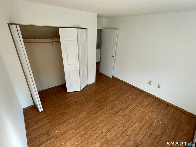 Building Photo - 90 Wakelee Rd