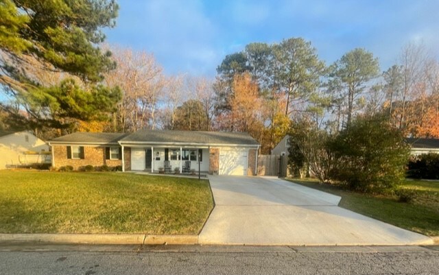Building Photo - 612 S Pine Grove Rd