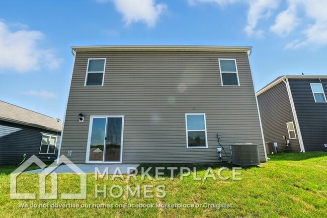 Building Photo - 341 Arrowhead Dr
