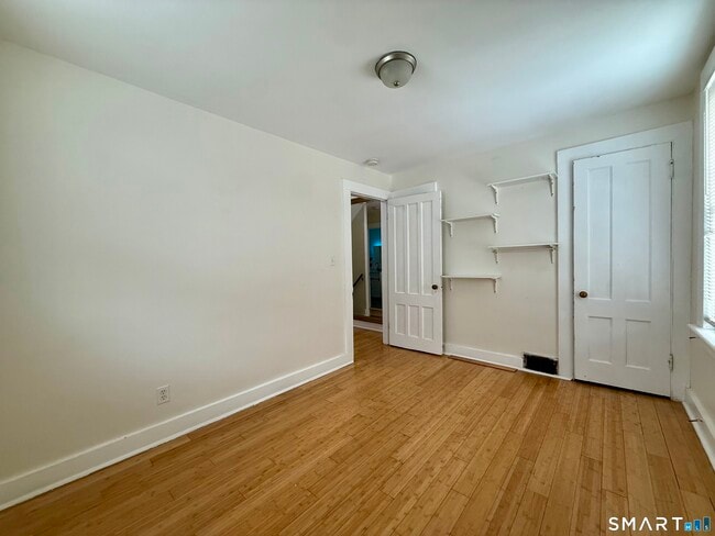 Building Photo - 74 High St