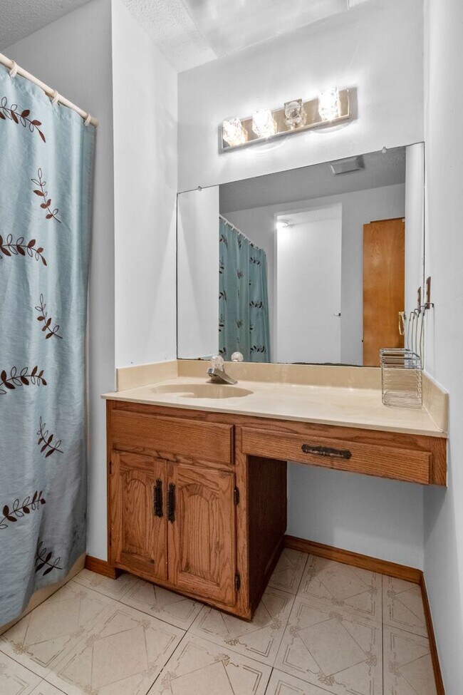 Building Photo - 12405 Bethel Blacktop Rd