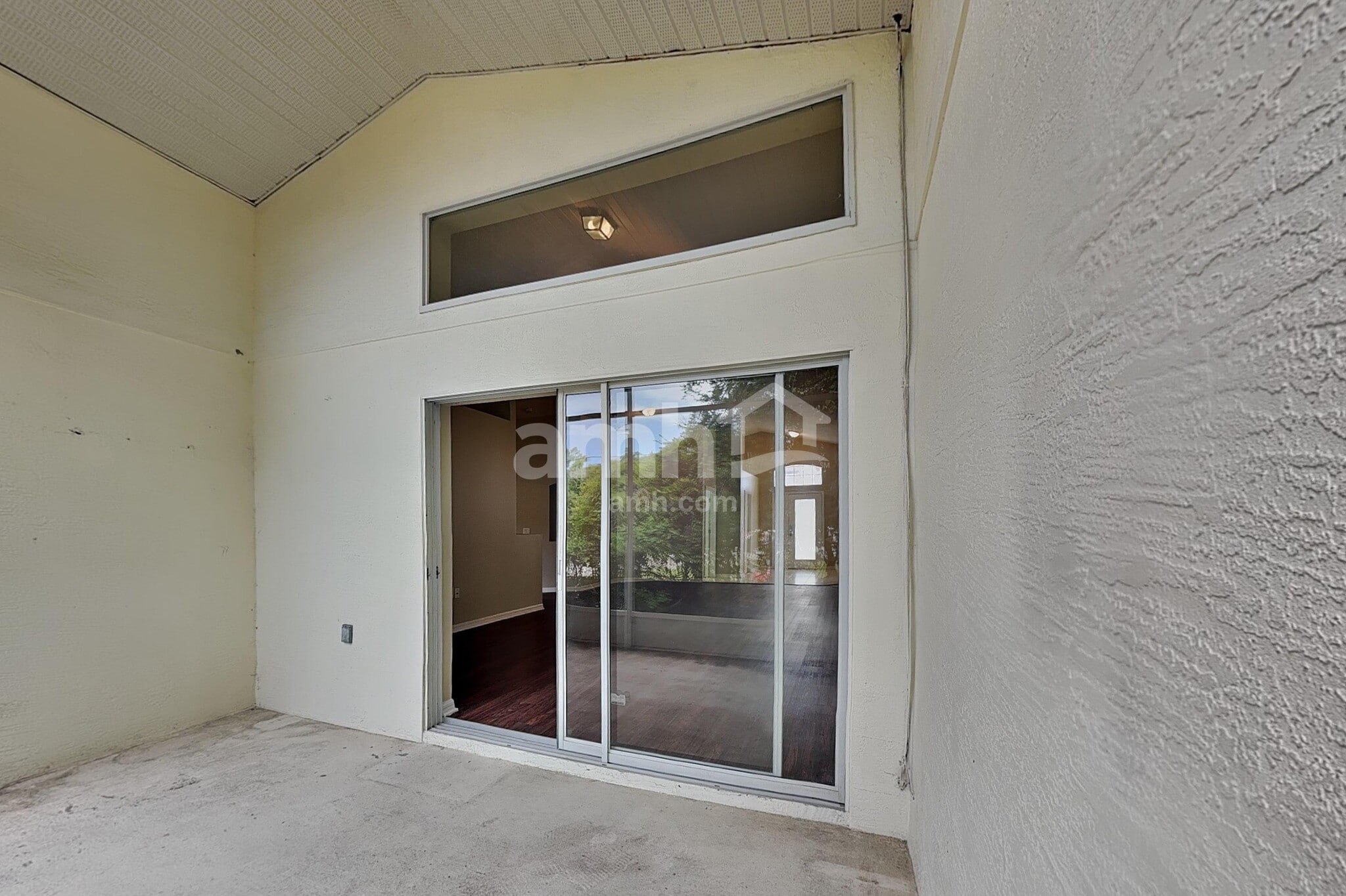 Building Photo - 14686 Lady Victoria Blvd