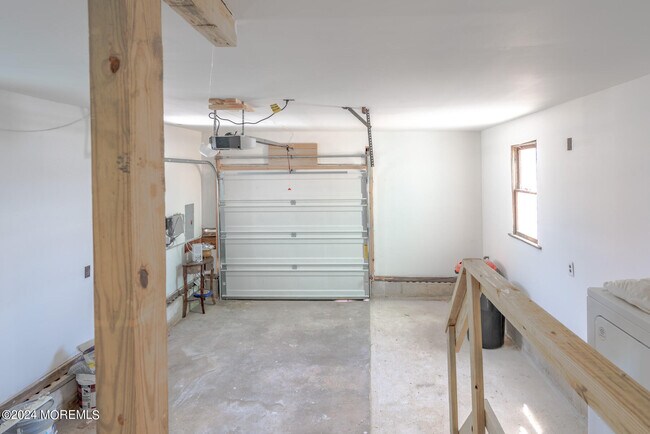 Building Photo - 54 Fremont Ave