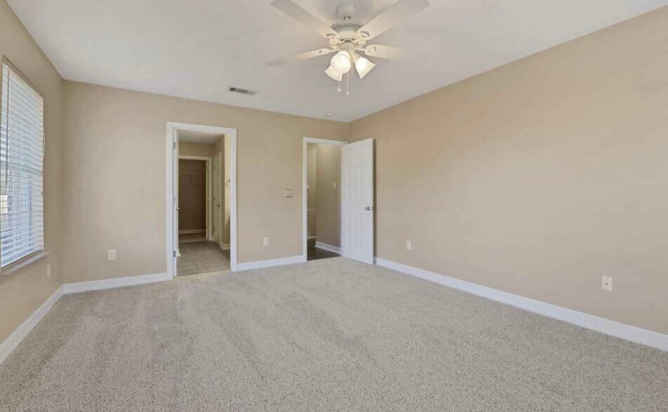 Master bedroom - 14870 E Shadow Creek Dr