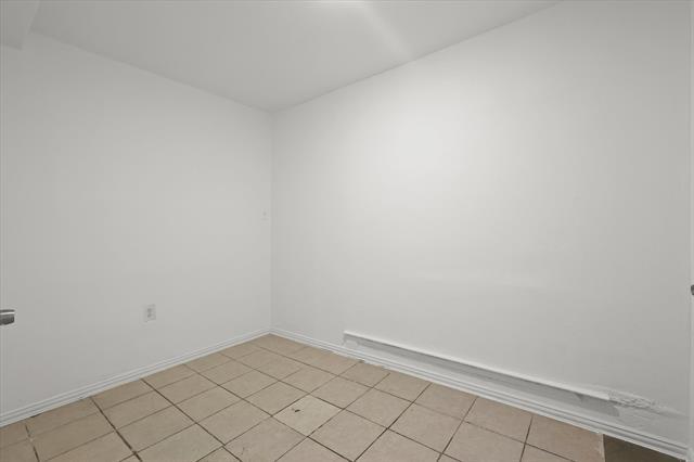 Building Photo - 7152 Fair Oaks Ave