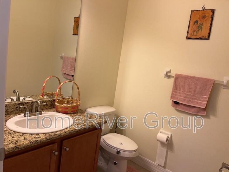 Building Photo - 10531 Mistflower Ln
