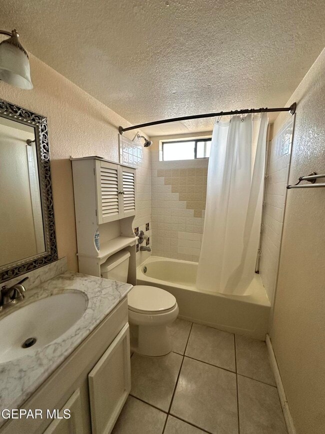 Building Photo - 7100 Oval Rock Dr