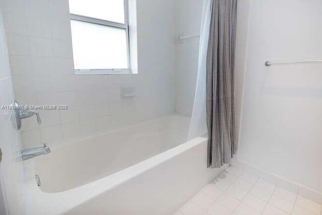 Building Photo - 7280 SW 90th St