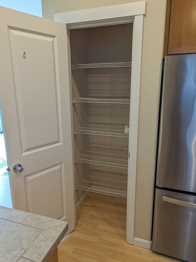 Building Photo - 1382 Glacier View St SE