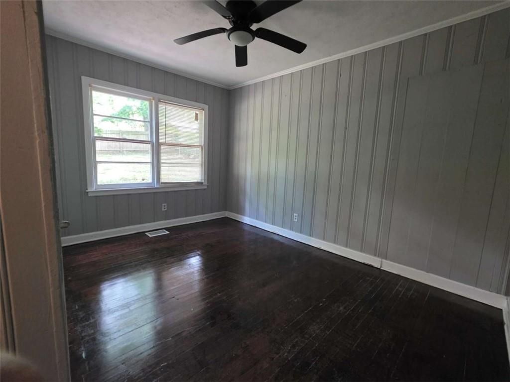 Building Photo - 1336 Wichita Dr SW
