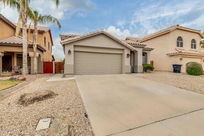 Building Photo - Remodeled 3-bedroom in Chandler