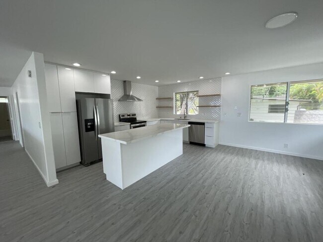 Building Photo - 47-218-218 Kamehameha Hwy