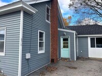 Building Photo - 878 1st NH Turnpike