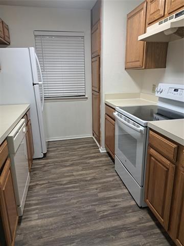 Building Photo - 1304 Halsell St