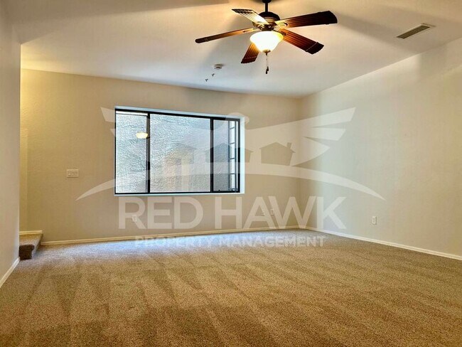Building Photo - 879 S Phelps Dr