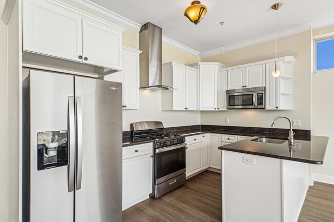 Building Photo - Residences at 1 Brown