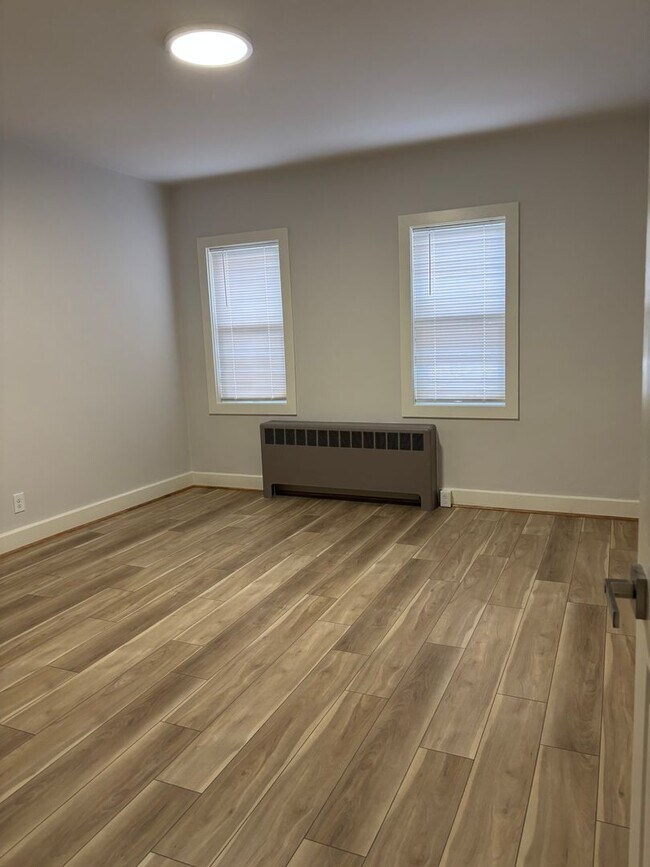 Building Photo - Newly remodeled, 1st floor, 2 bedroom apt. Bethlehem Pa