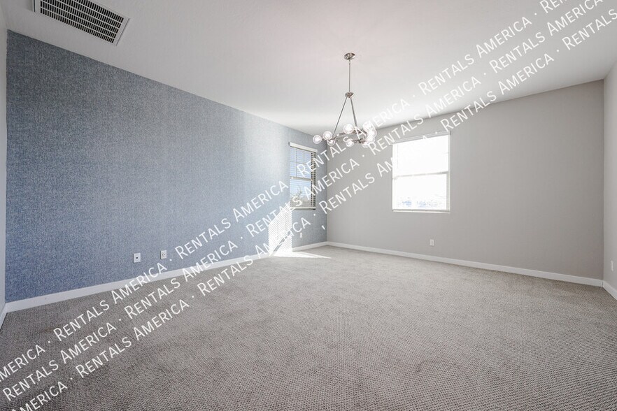 Building Photo - 1026 E Weatherby Way