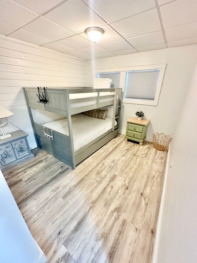 Building Photo - 334 Bluefish Dr