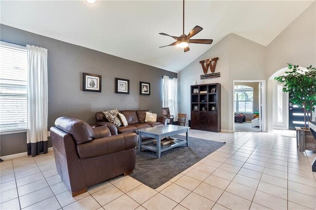 Building Photo - 2436 Republic Trails