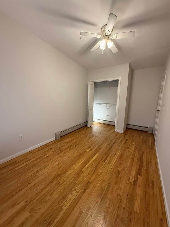 Building Photo - 614 GRAND St