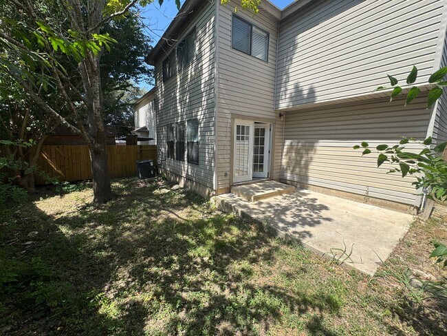 Building Photo - 8928 Kenton Briar