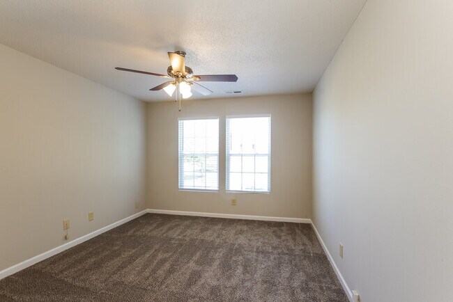 Building Photo - 6647 Wicked Oak Ln