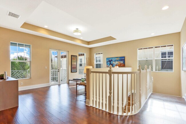 Building Photo - 124 Tulip Tree Ct