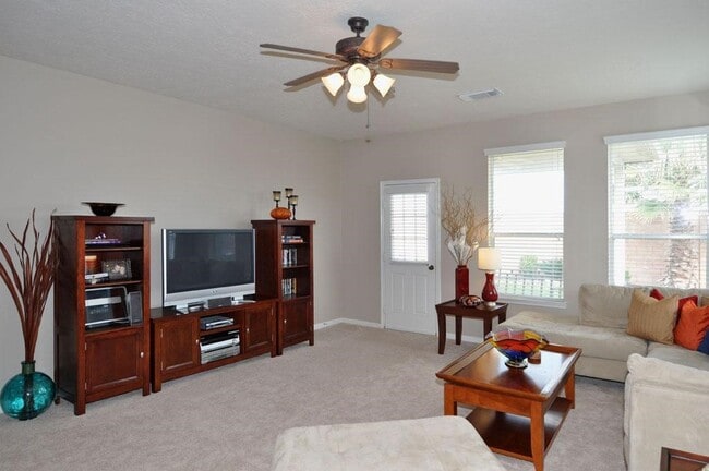 Building Photo - 2723 Calico Creek Ln