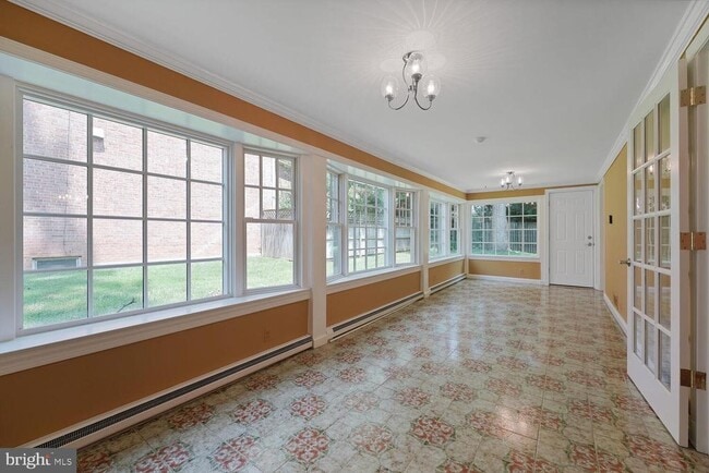 Building Photo - 6109 Clearwood Rd