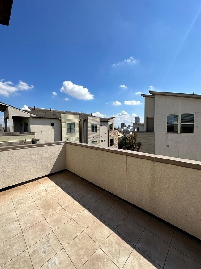 Building Photo - 4406 Eli St